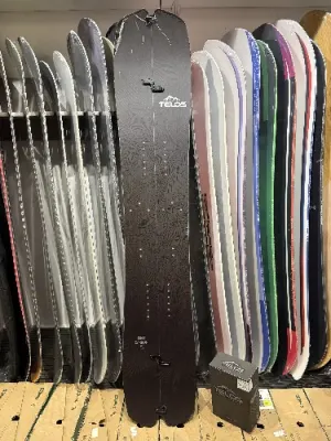 Telos DST Carbon splitboard + foki