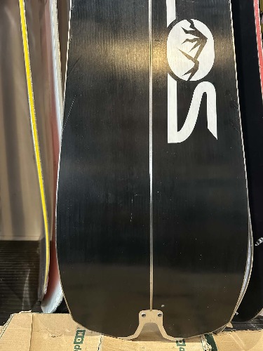 Telos DST 24 162 splitboard + foki