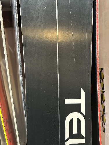 Telos Cascade 154 splitboard + foki