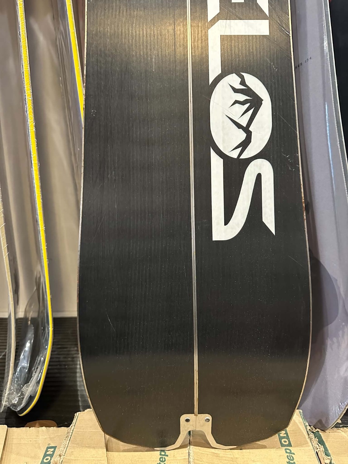 Telos DST 24 154 splitboard + foki