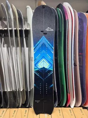Telos Backslash 148 splitboard + foki