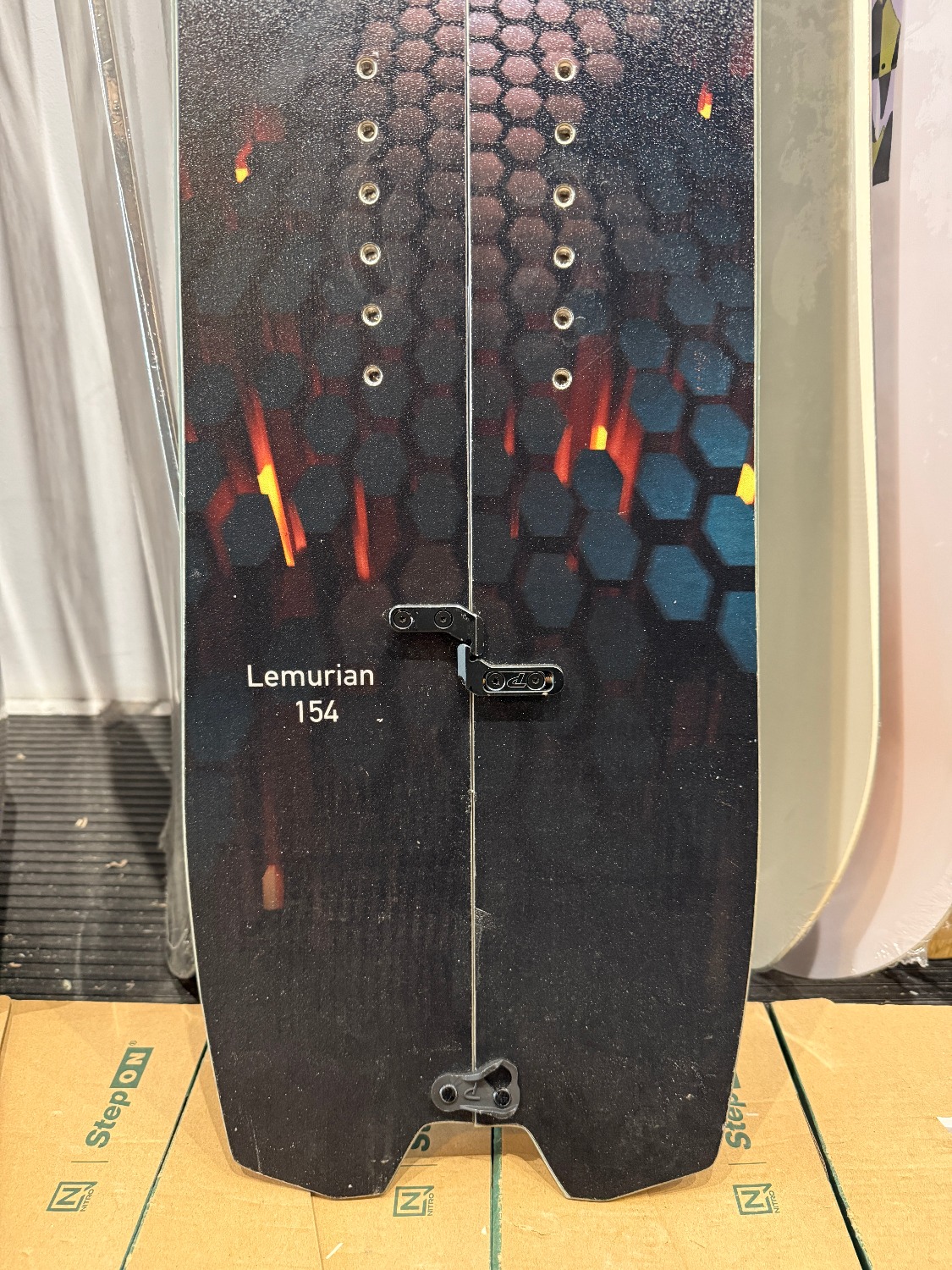 Telos Lemurian 154 splitboard + foki