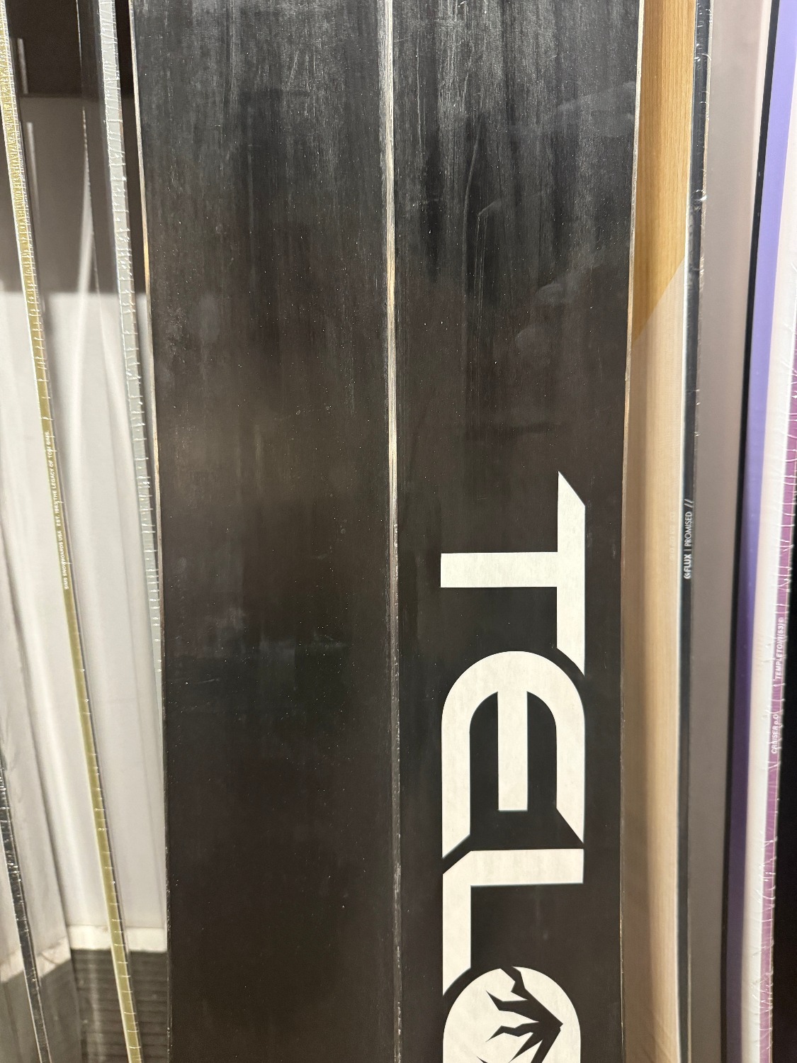 Telos Lemurian Carbon DFD 154 splitboard + foki